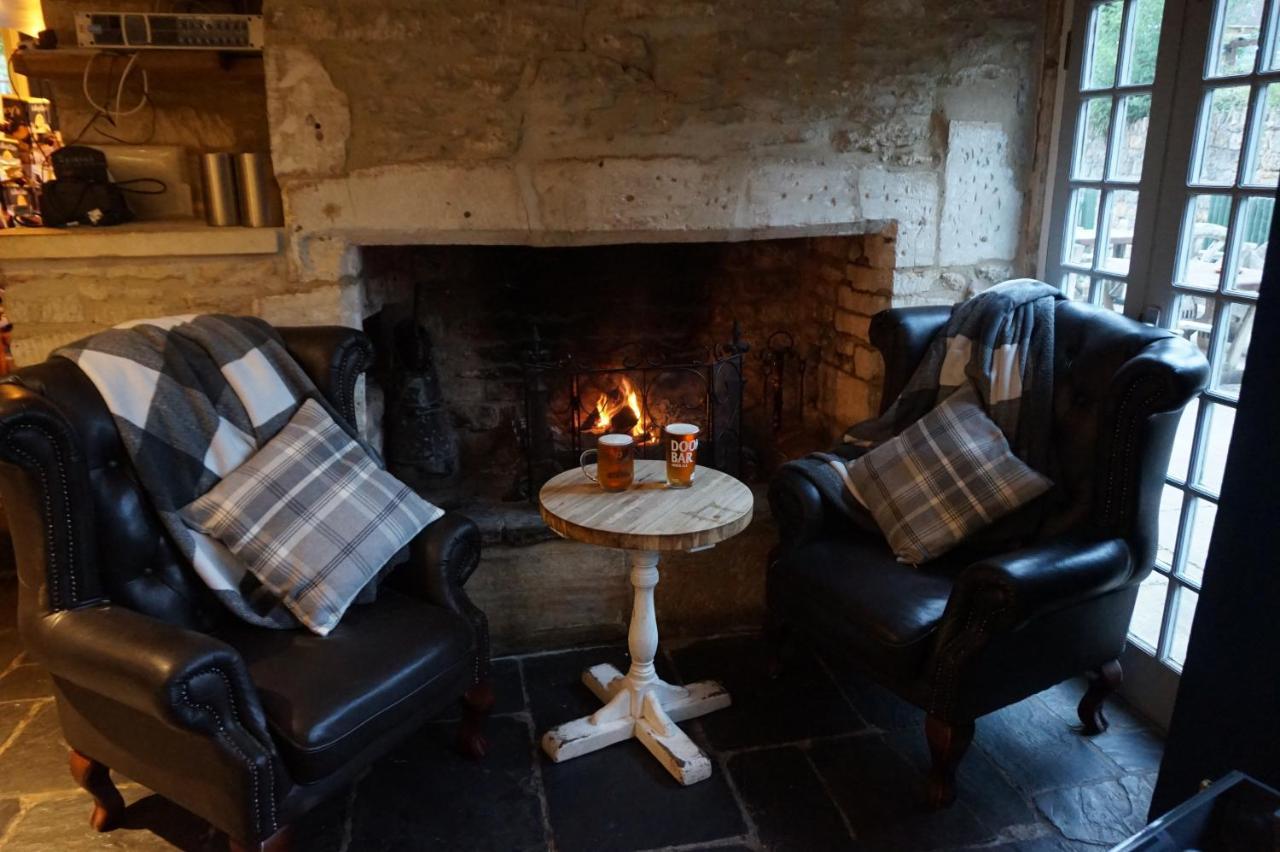 The Barge Inn Bradford-On-Avon Exterior foto